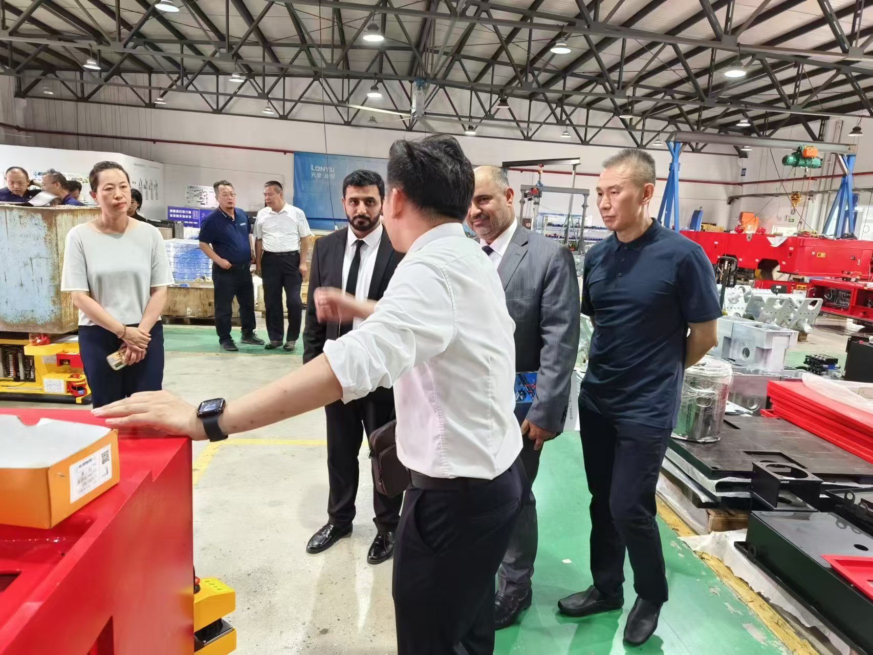 24c6ab625ee6664aa4dd98862acc0e9